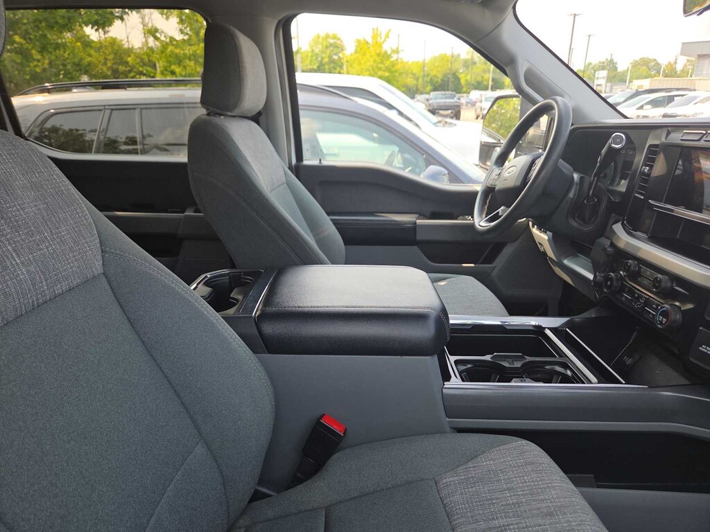 Used 2024 Ford F-250 XLT 4WD Crew Cab 6.75 Box Truck Crew Cab
