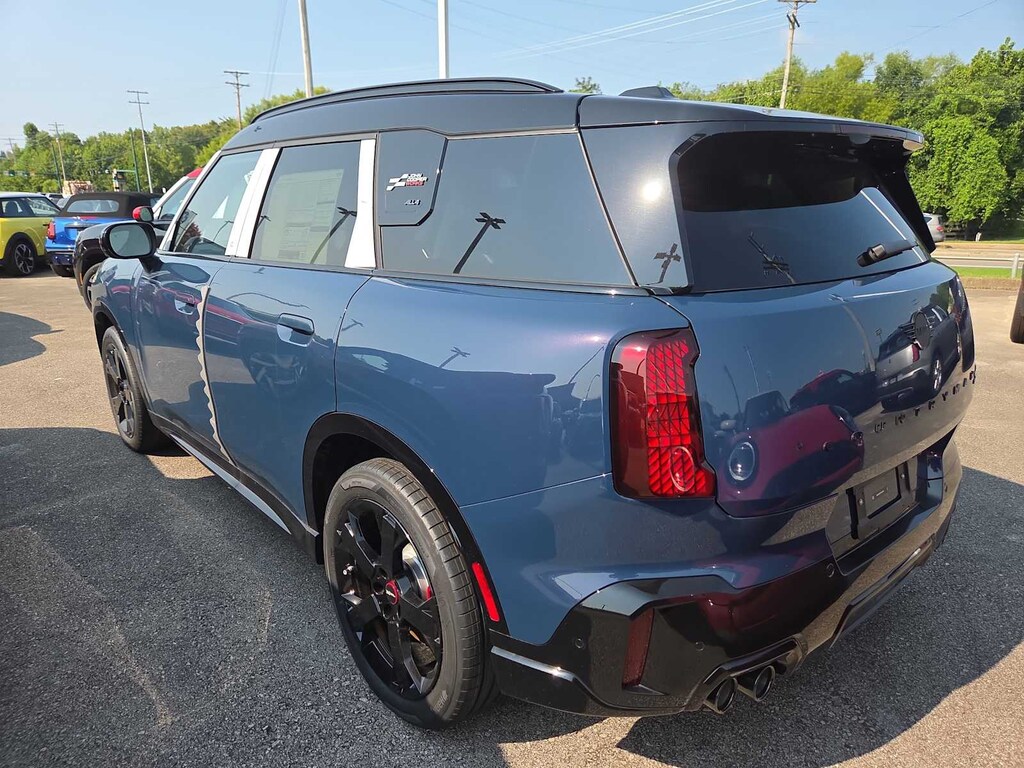New 2027 MINI Countryman Iconic SUV