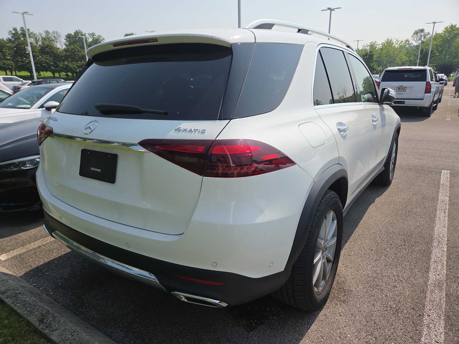 2024 Mercedes Benz GLE 450e photo 4