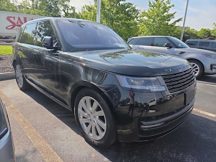 2023 Land Rover Range Rover SE SUV