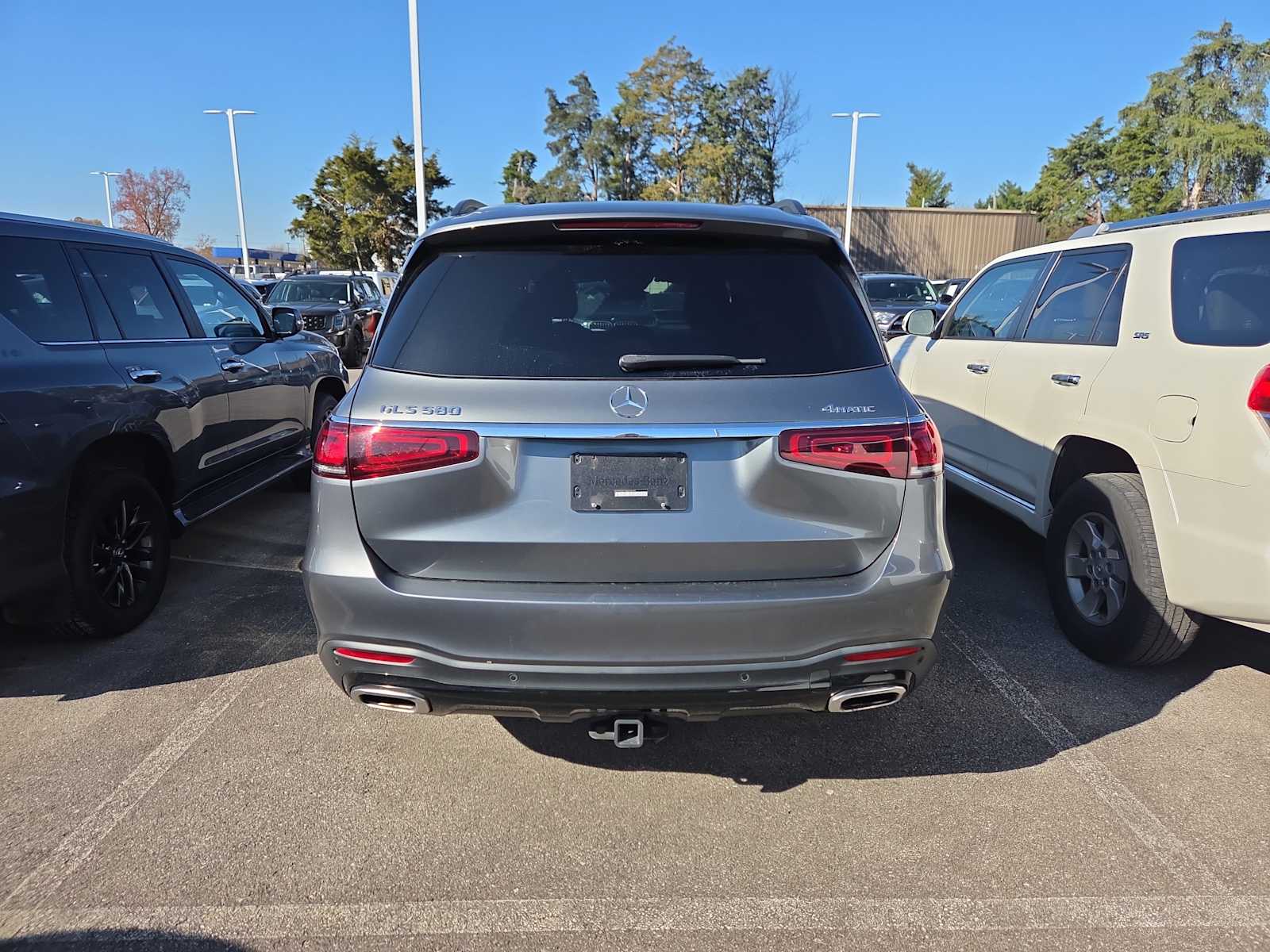 2021 Mercedes Benz GLS 580 photo 2