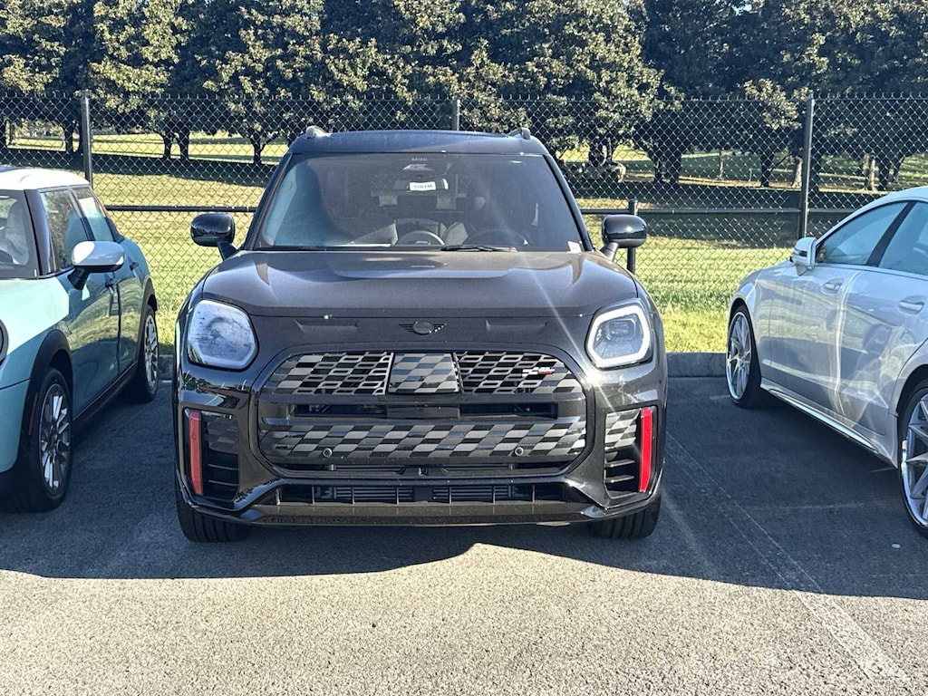 New 2026 MINI Countryman Signature Plus SUV