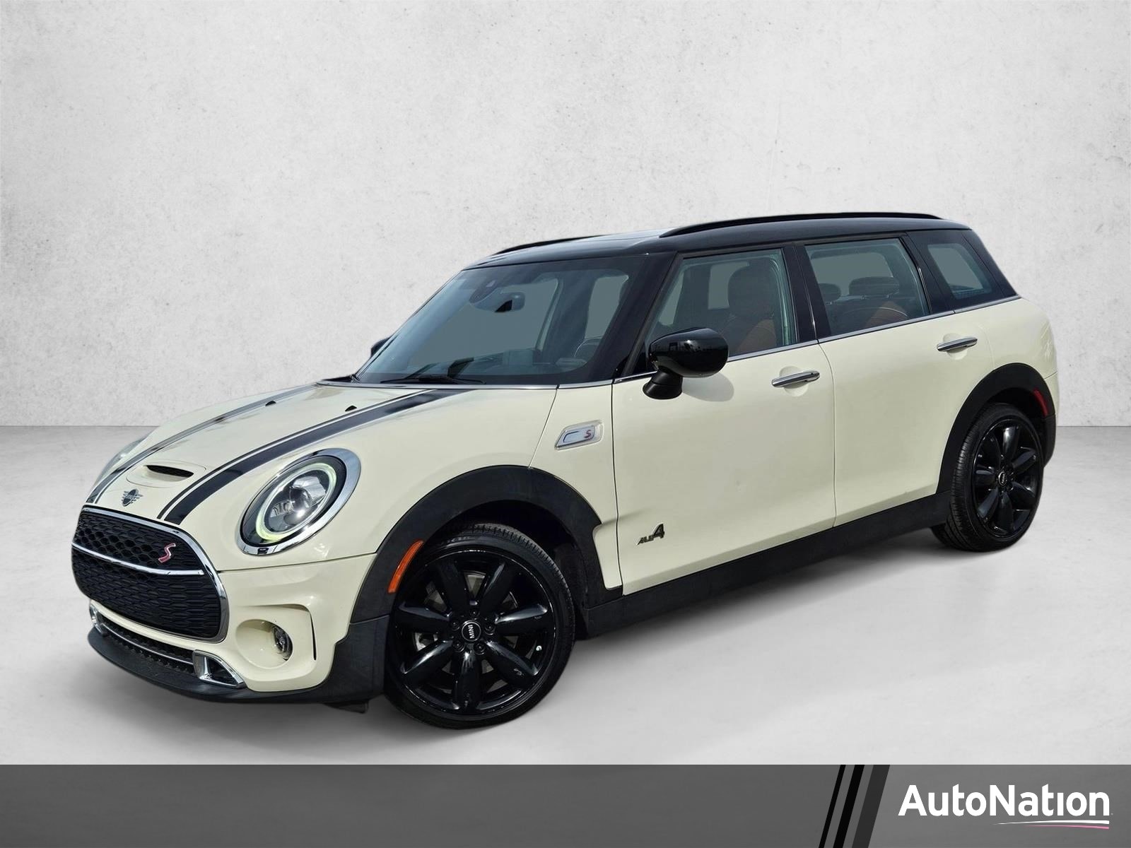 2021 MINI Clubman Cooper S ALL4's photo