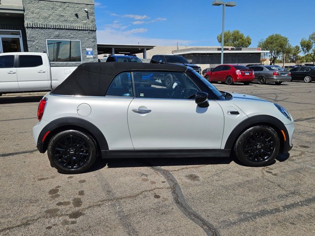 2020 Mini Cooper Convertible photo 4
