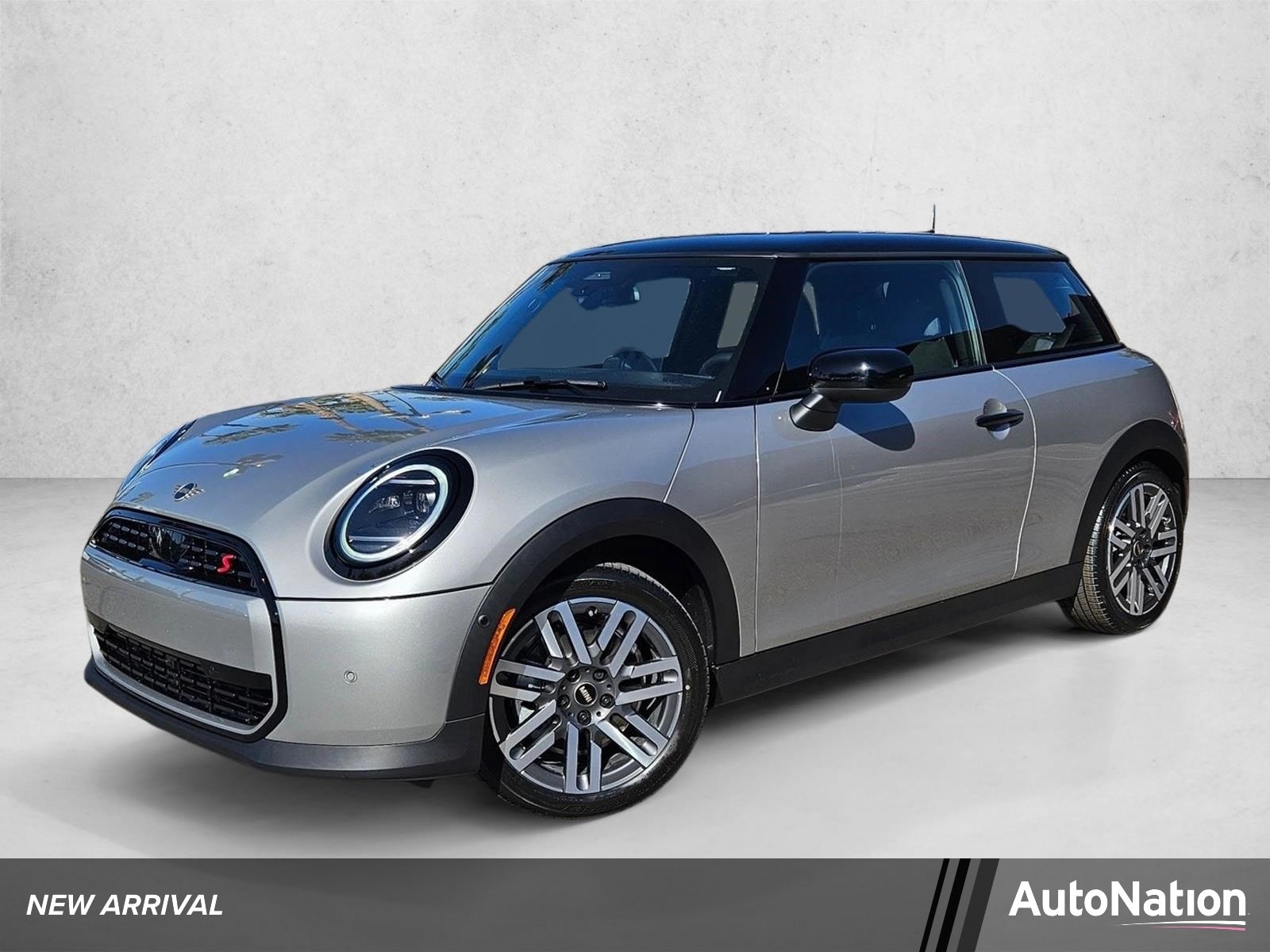2026 MINI Hardtop Cooper S Signature's photo