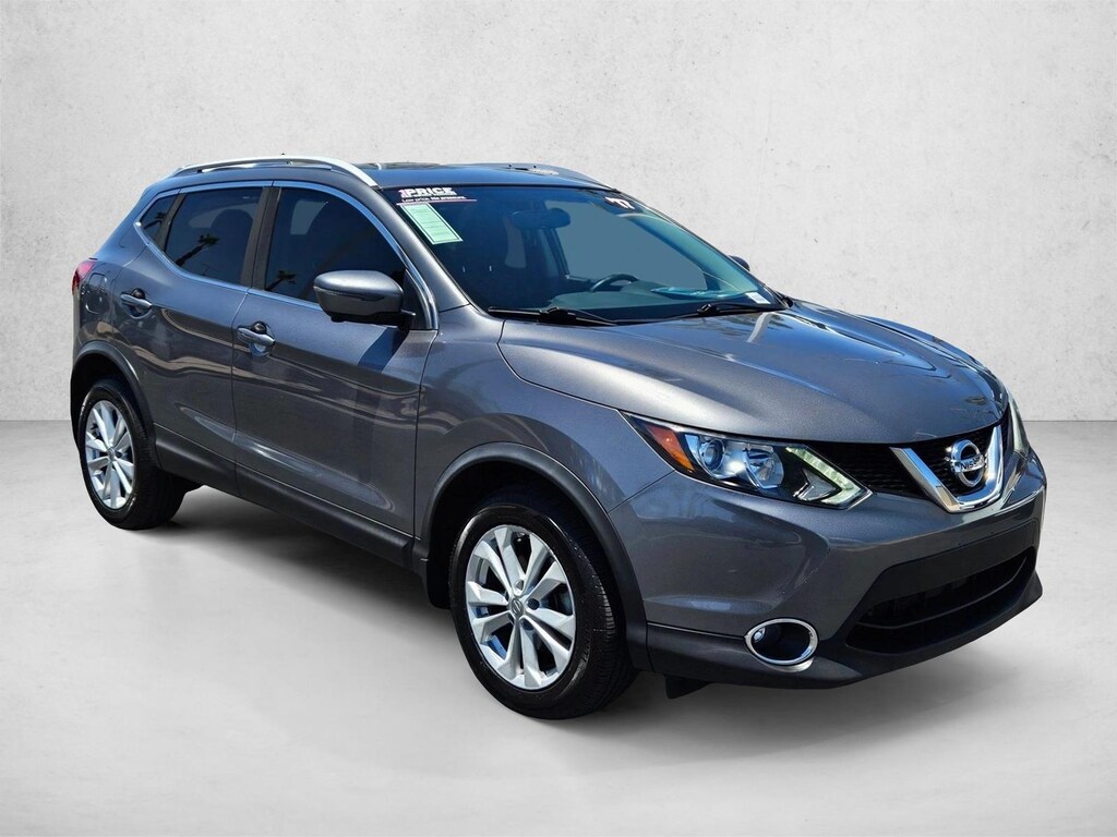 Used 2017 Nissan Rogue Sport SV SUV