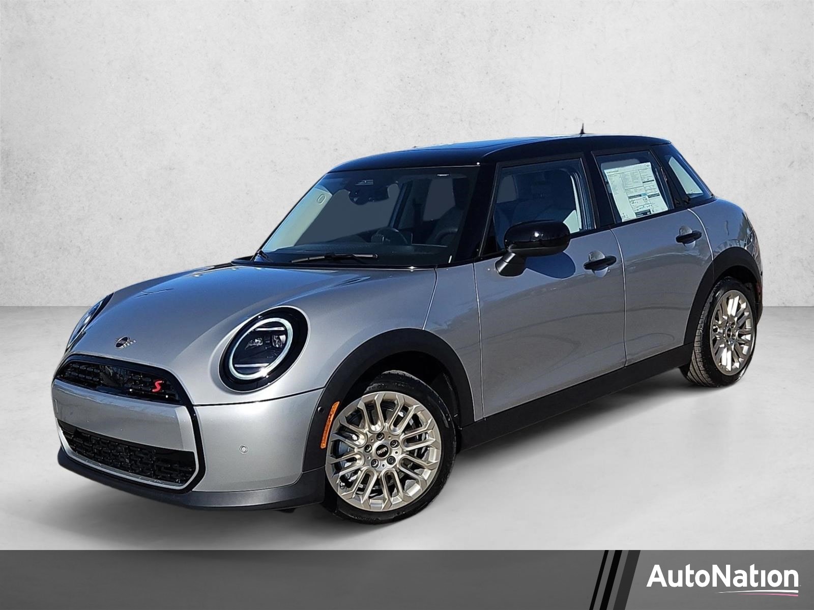 2026 MINI Hardtop Cooper S Signature's photo