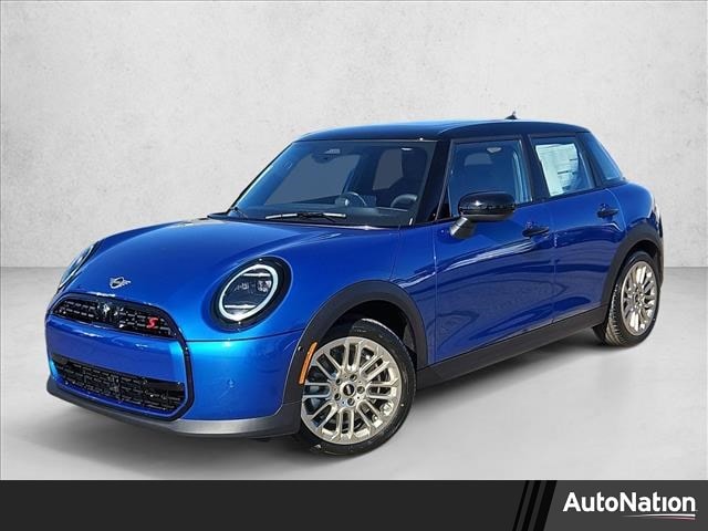 2026 MINI Hardtop 4 Door S's photo