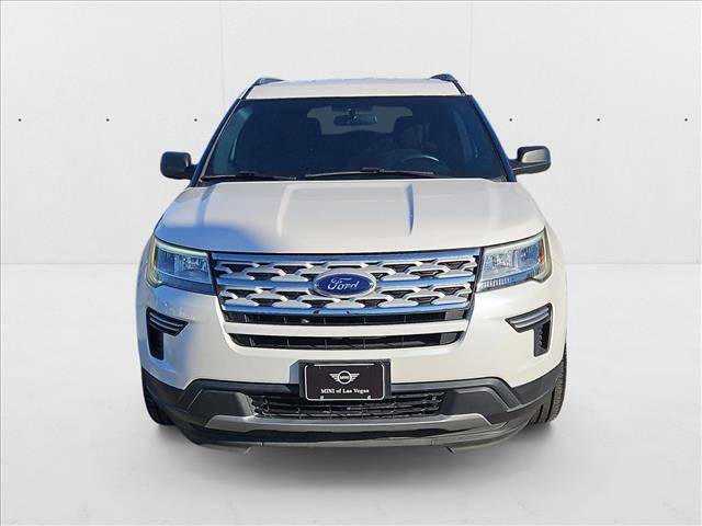 2018 Ford Explorer XLT photo 2