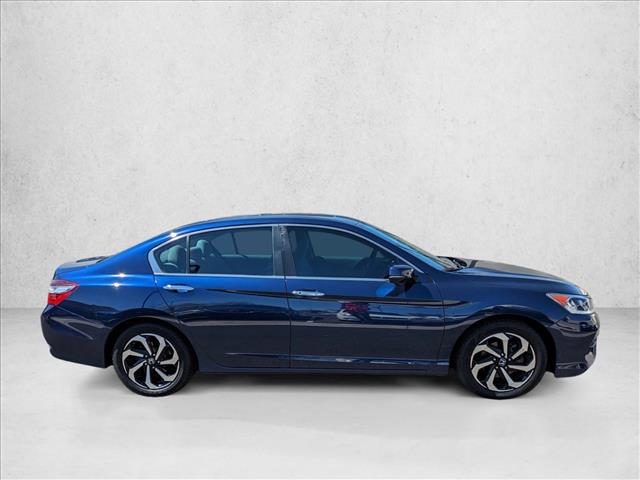 2017 Honda Accord EX photo 4