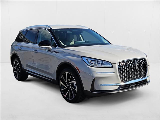 2023 Lincoln Corsair Reserve photo 3