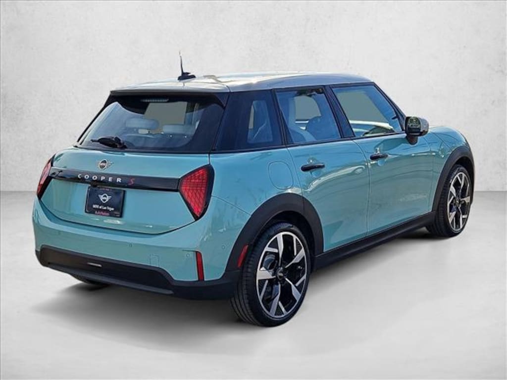 New 2026 MINI Hardtop 4 Door Cooper S Hatchback