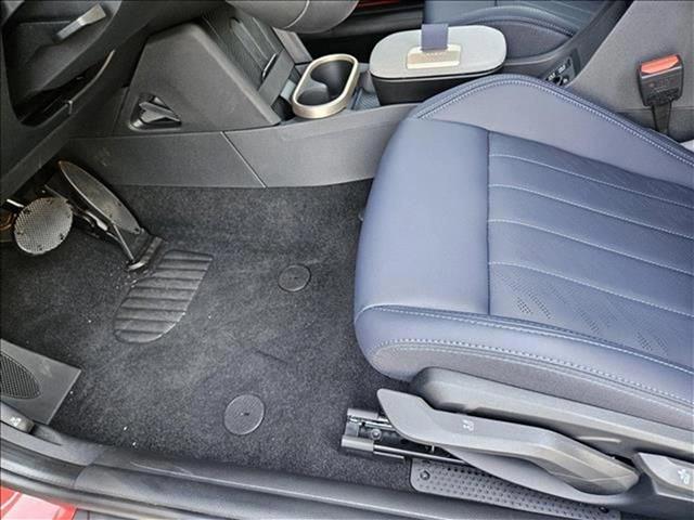 2025 Mini Cooper 2 Door Hardtop Signature photo 4