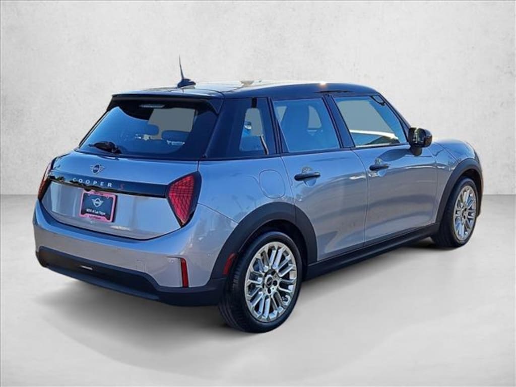 New 2026 MINI Hardtop 4 Door Cooper S Hatchback