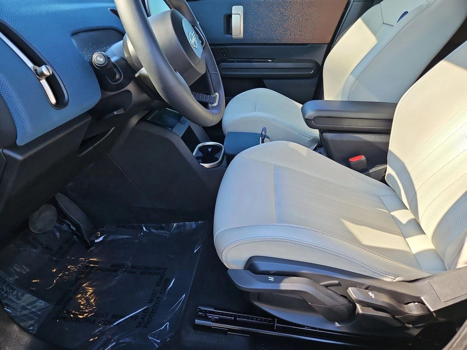 2025 MINI Countryman S - Photo 16