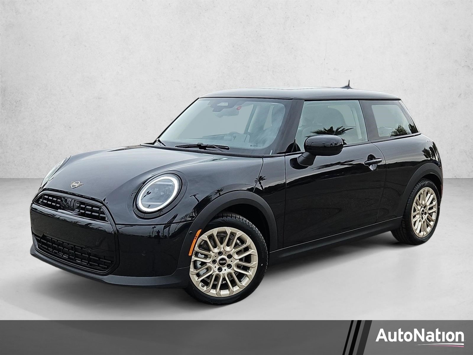2026 MINI Hardtop's photo