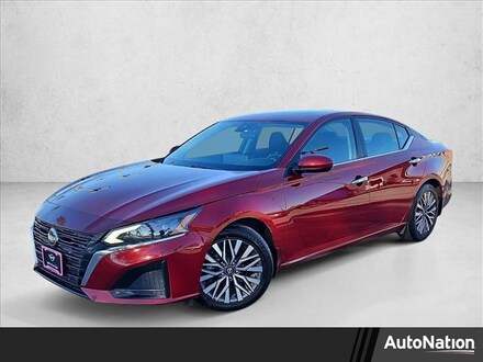 2024 Nissan Altima 2.5 SV Sedan