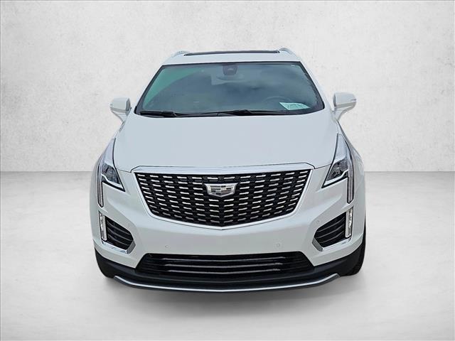 2022 Cadillac XT5 Premium Luxury photo 2