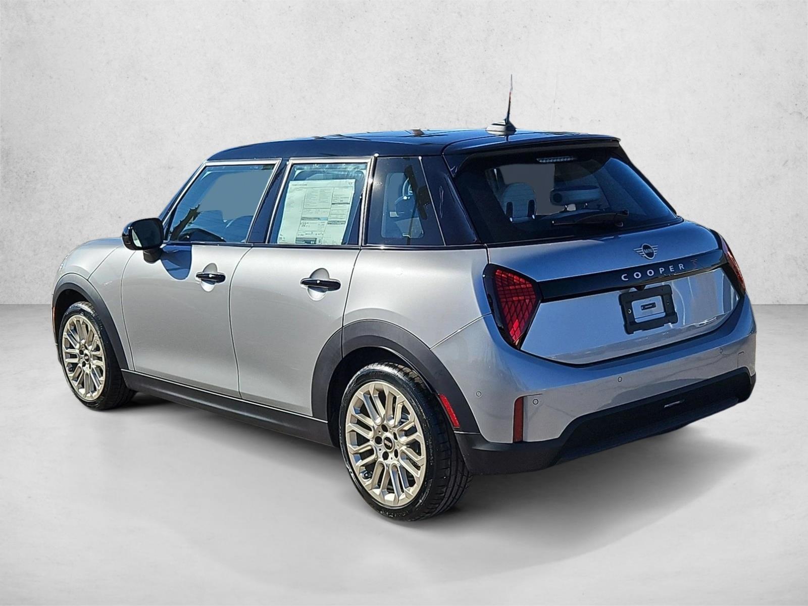 2026 MINI Hardtop 4 Door S - Photo 8