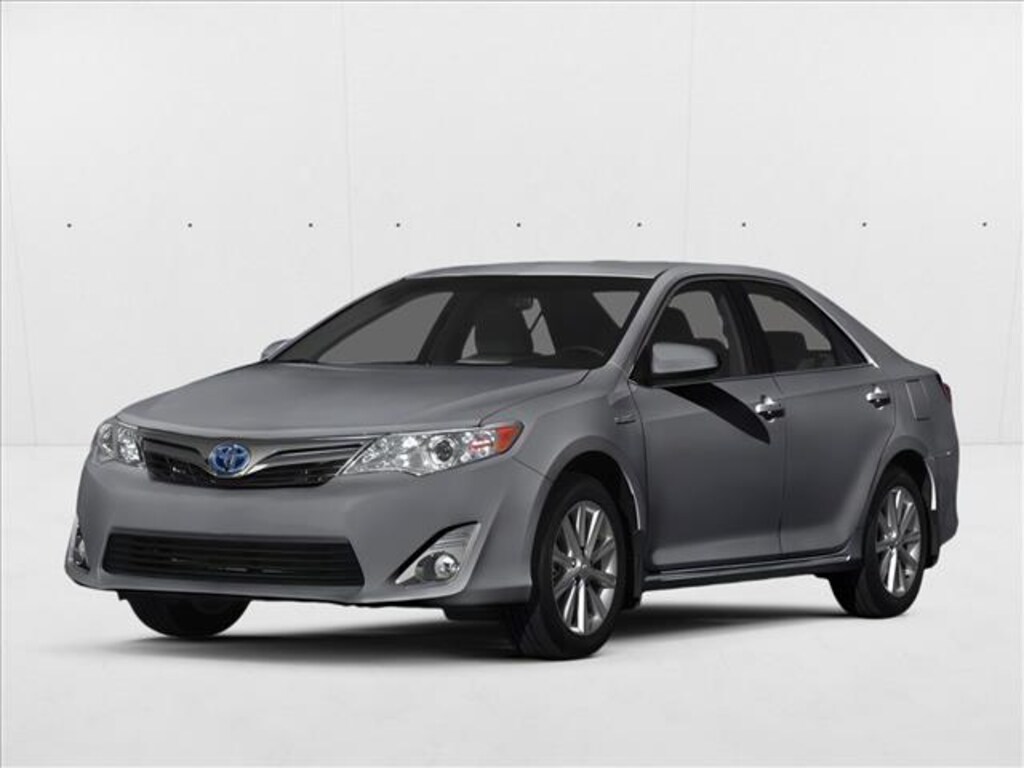 Used 2013 Toyota Camry Hybrid XLE Sedan