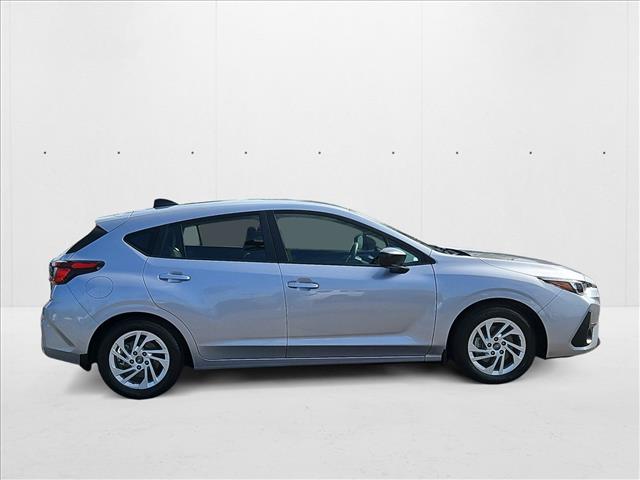 2024 Subaru Impreza Base photo 4