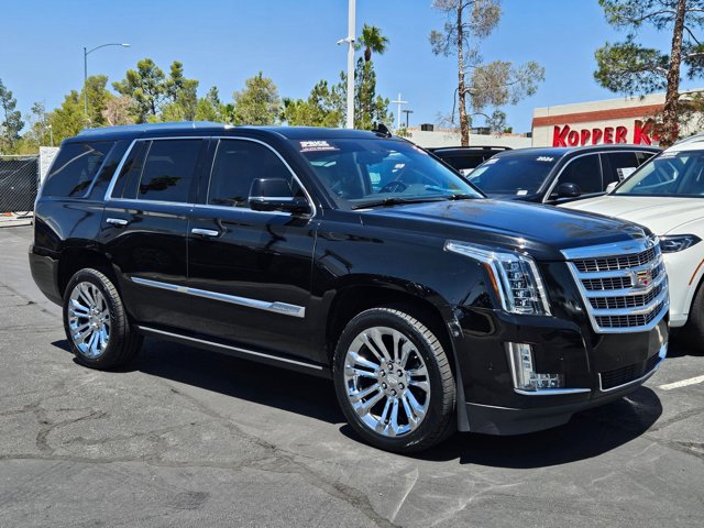 2020 Cadillac Escalade Premium Luxury photo 3