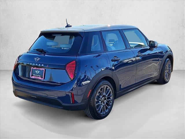 2026 MINI Hardtop 4 Door S - Photo 2