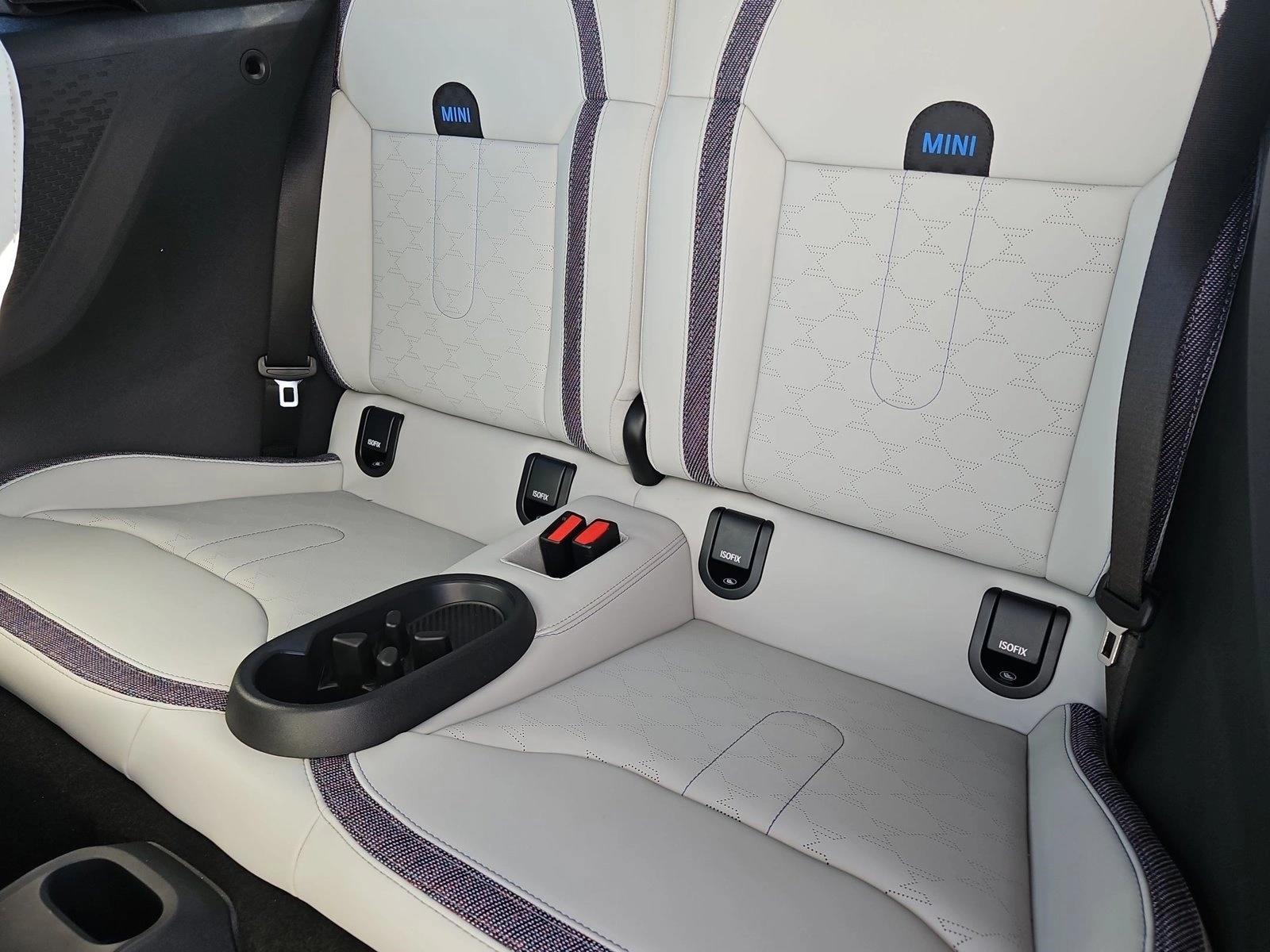 2026 MINI Convertible S - Photo 16