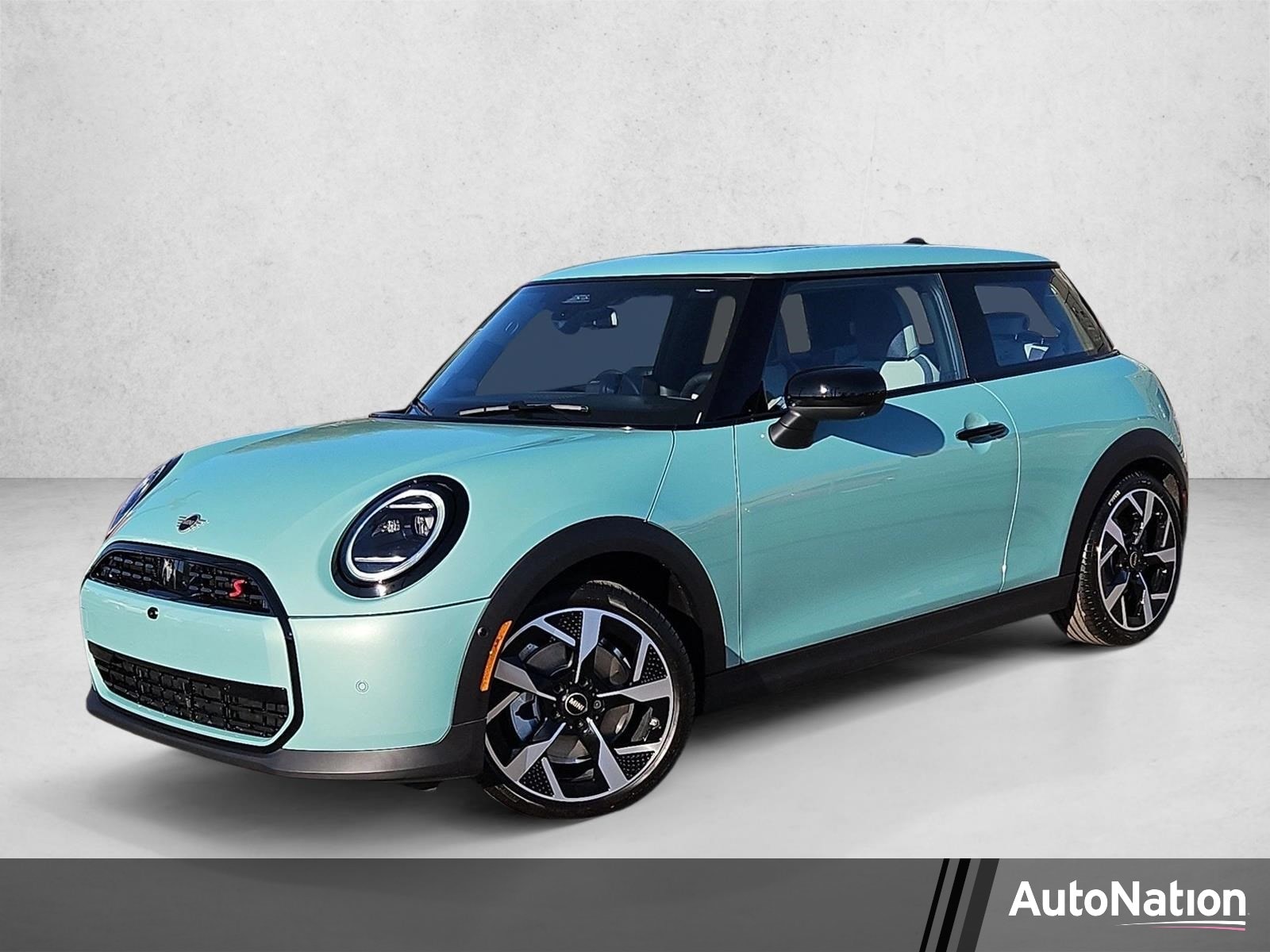 2026 MINI Hardtop Cooper S's photo