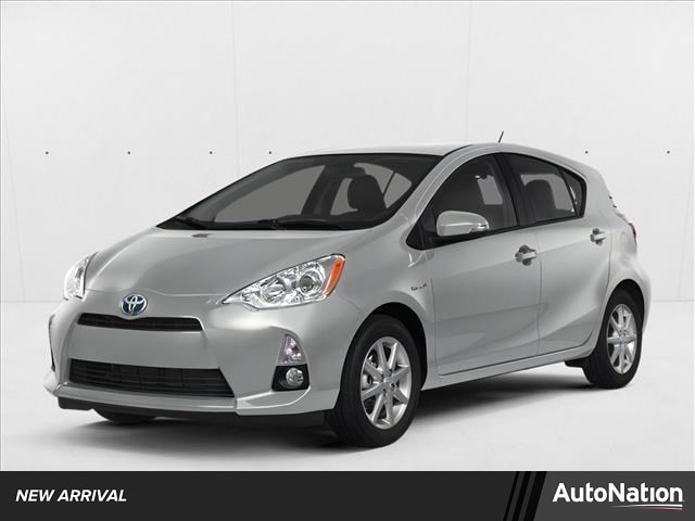 2014 Toyota Prius c's photo