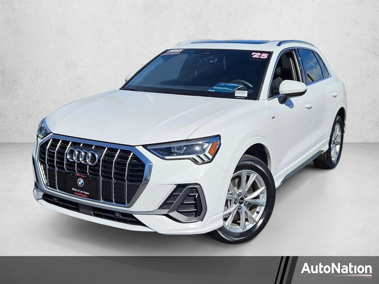 2025 Audi Q3 45 TFSI S Line Premium quattro's photo