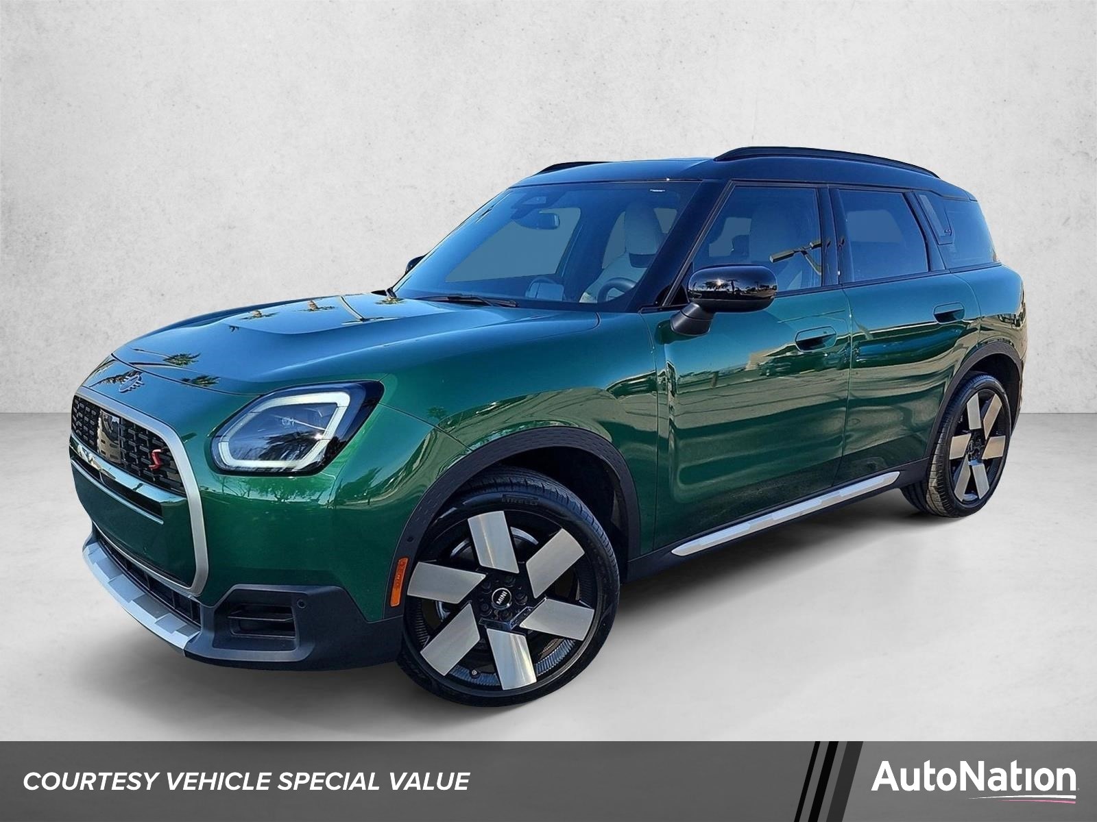 2025 MINI Countryman S ALL4's photo