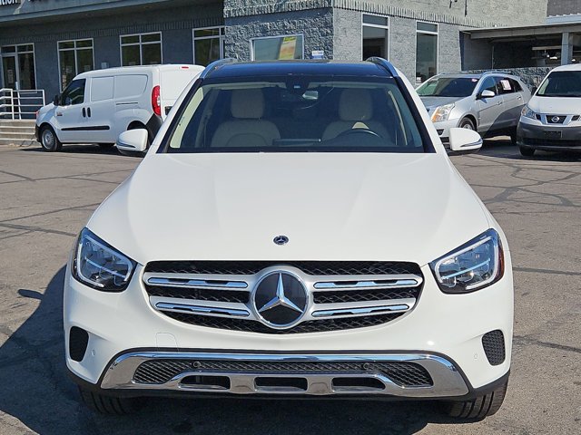 2021 Mercedes Benz GLC 300 photo 2