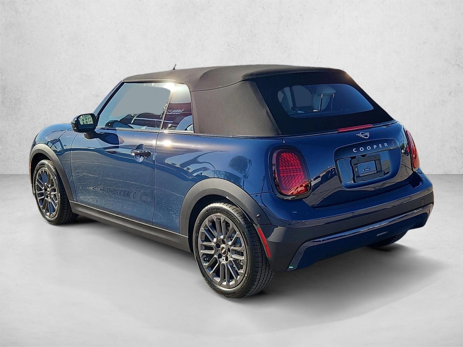 2026 MINI Convertible S - Photo 8