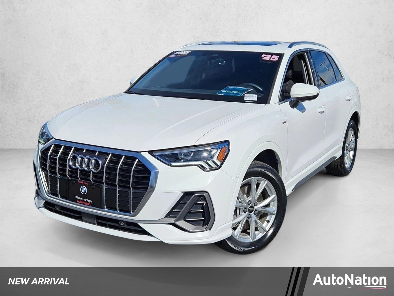 2025 Audi Q3 45 TFSI S Line Premium quattro's photo