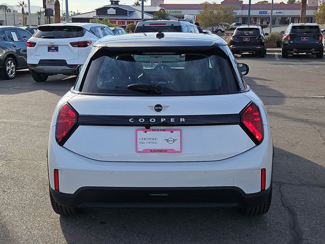 2025 Mini Cooper 4 Door Hardtop Signature photo 4