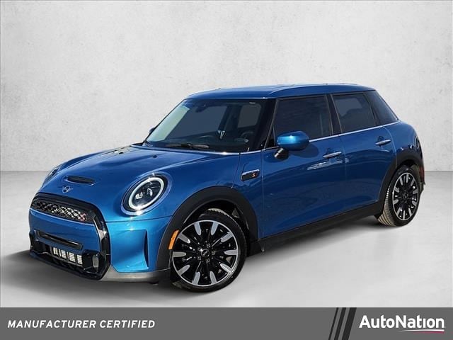 2023 MINI Hardtop 4 Door S's photo