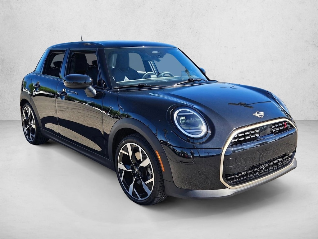 Used 2026 MINI Hardtop 4 Door Cooper S Hatchback