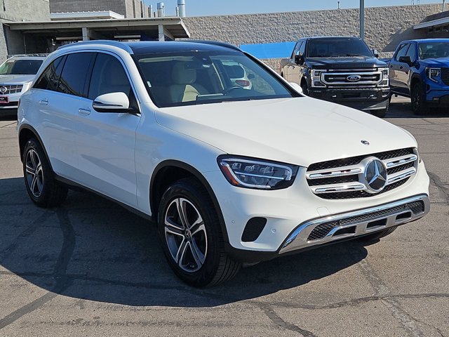 2021 Mercedes Benz GLC 300 photo 3