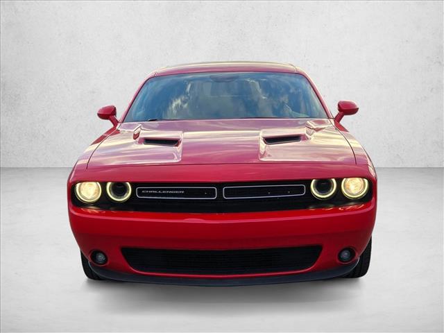 2018 Dodge Challenger SXT Plus photo 2