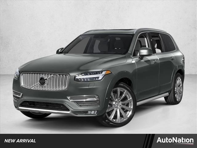 2016 Volvo XC90 Momentum