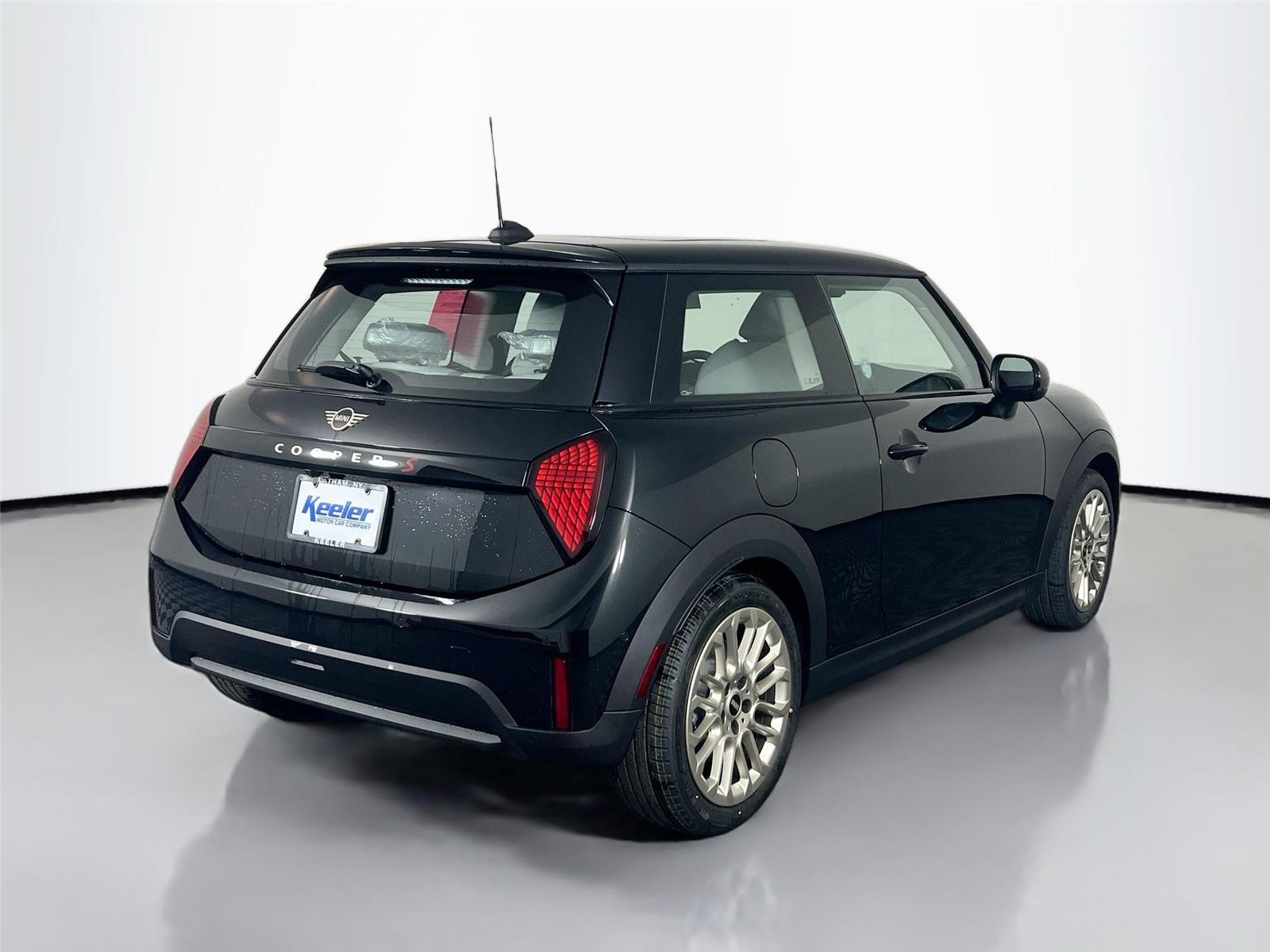 2026 MINI Hardtop 2 Door S - Photo 6