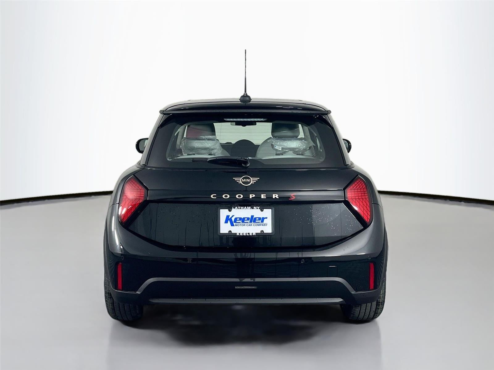 2026 MINI Hardtop 2 Door S - Photo 5