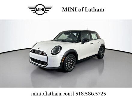 2026 MINI 4 Door Signature Plus Hatchback