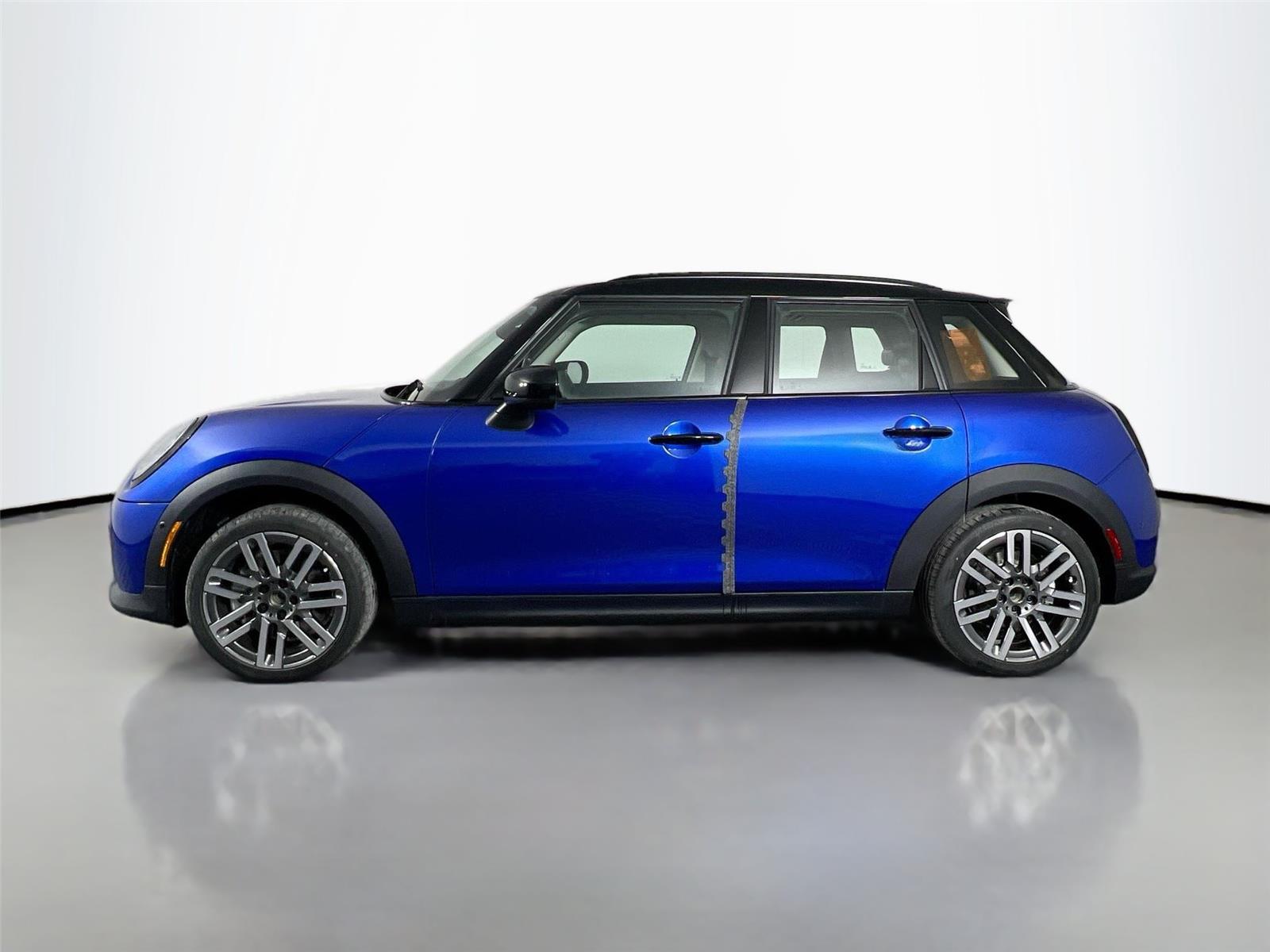 2025 Mini Cooper 2 Door Hardtop S photo 3