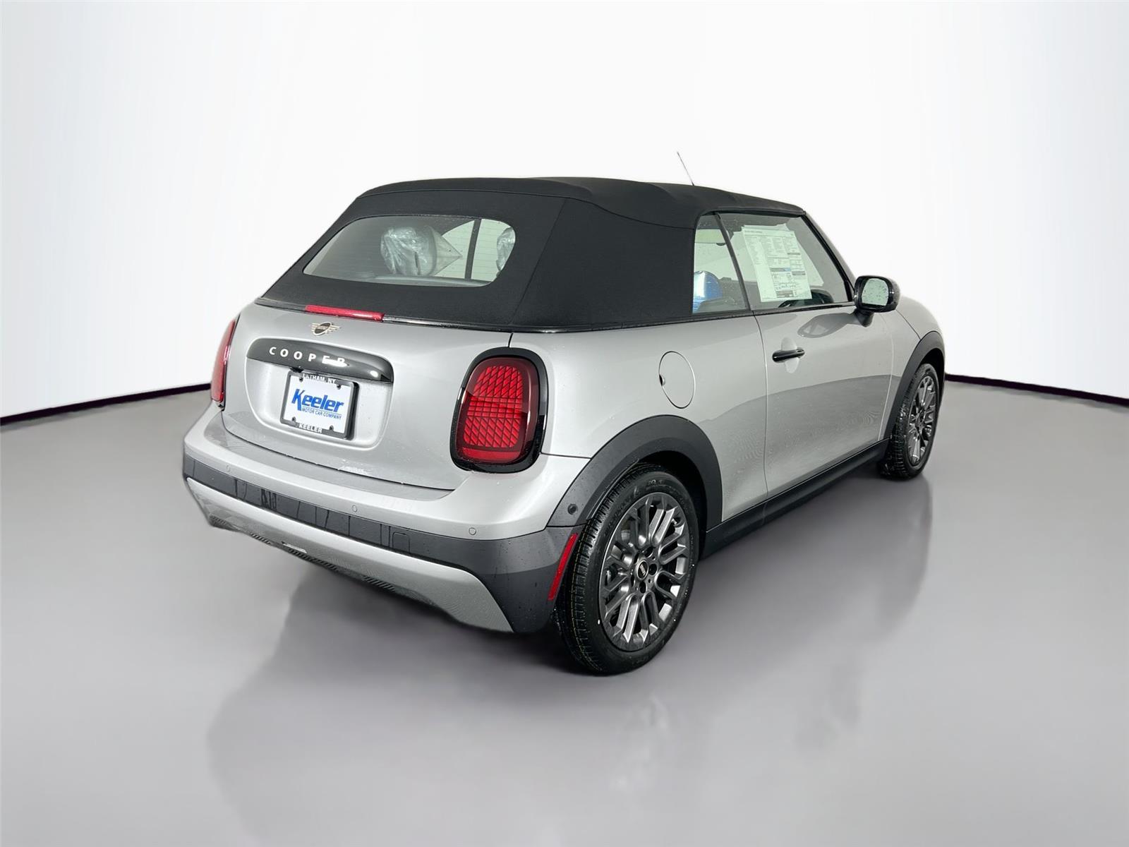 2026 MINI Convertible Base - Photo 6