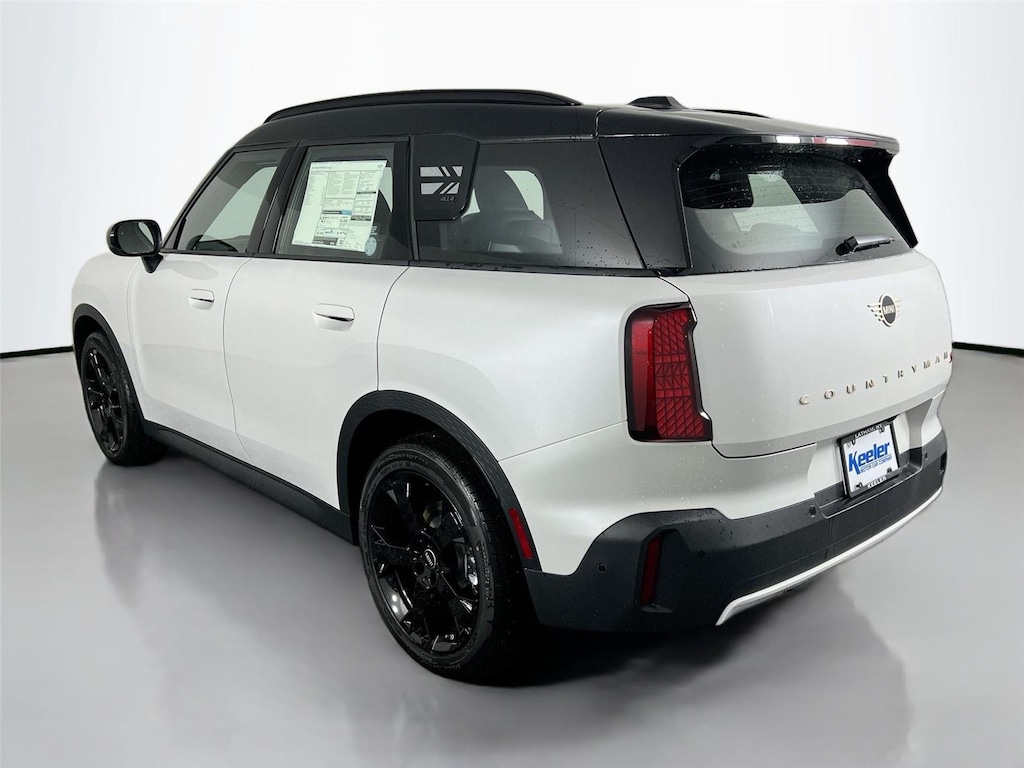 New 2026 MINI Countryman Signature Plus SUV