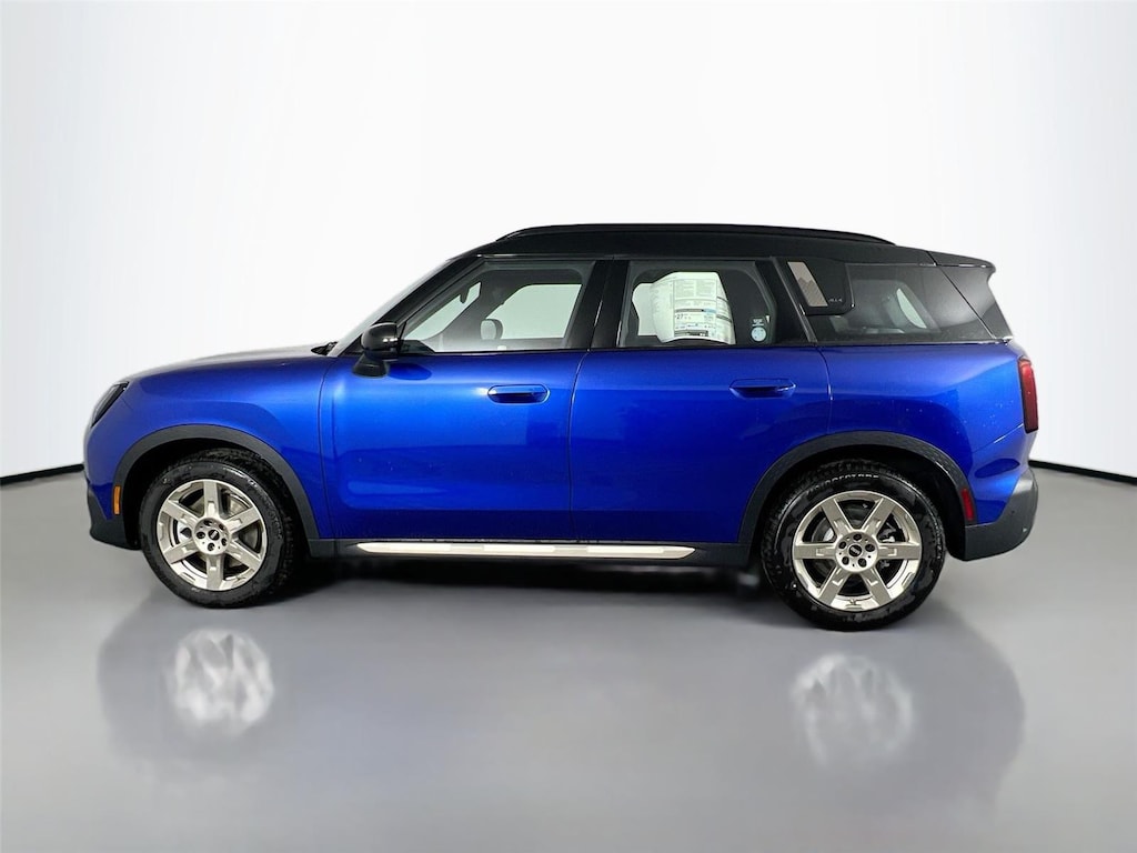 New 2026 MINI Countryman Signature Plus SUV