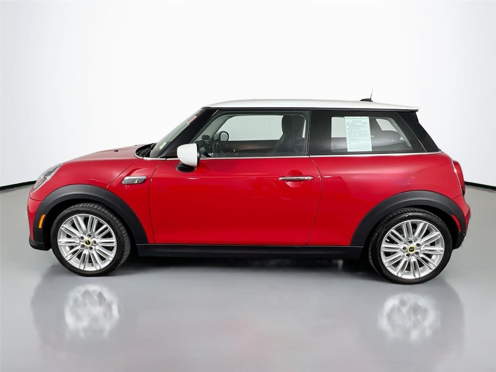 Used 2024 MINI Electric Hardtop 2 Door Hatchback