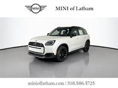 2026 MINI Countryman Signature Plus SUV